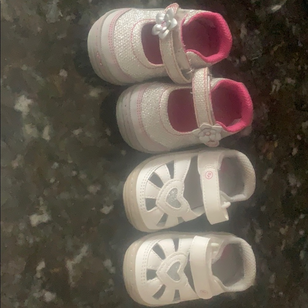 Girls shoes